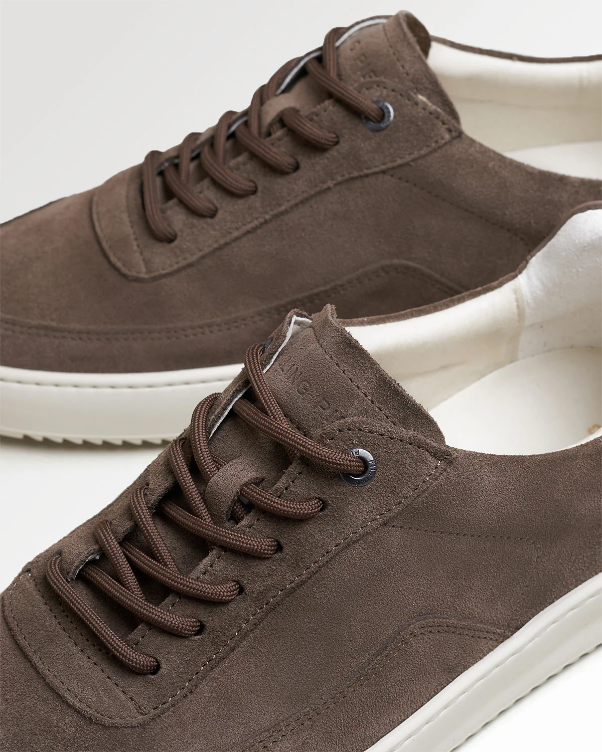 Mondo Suede Taupe - Image 5
