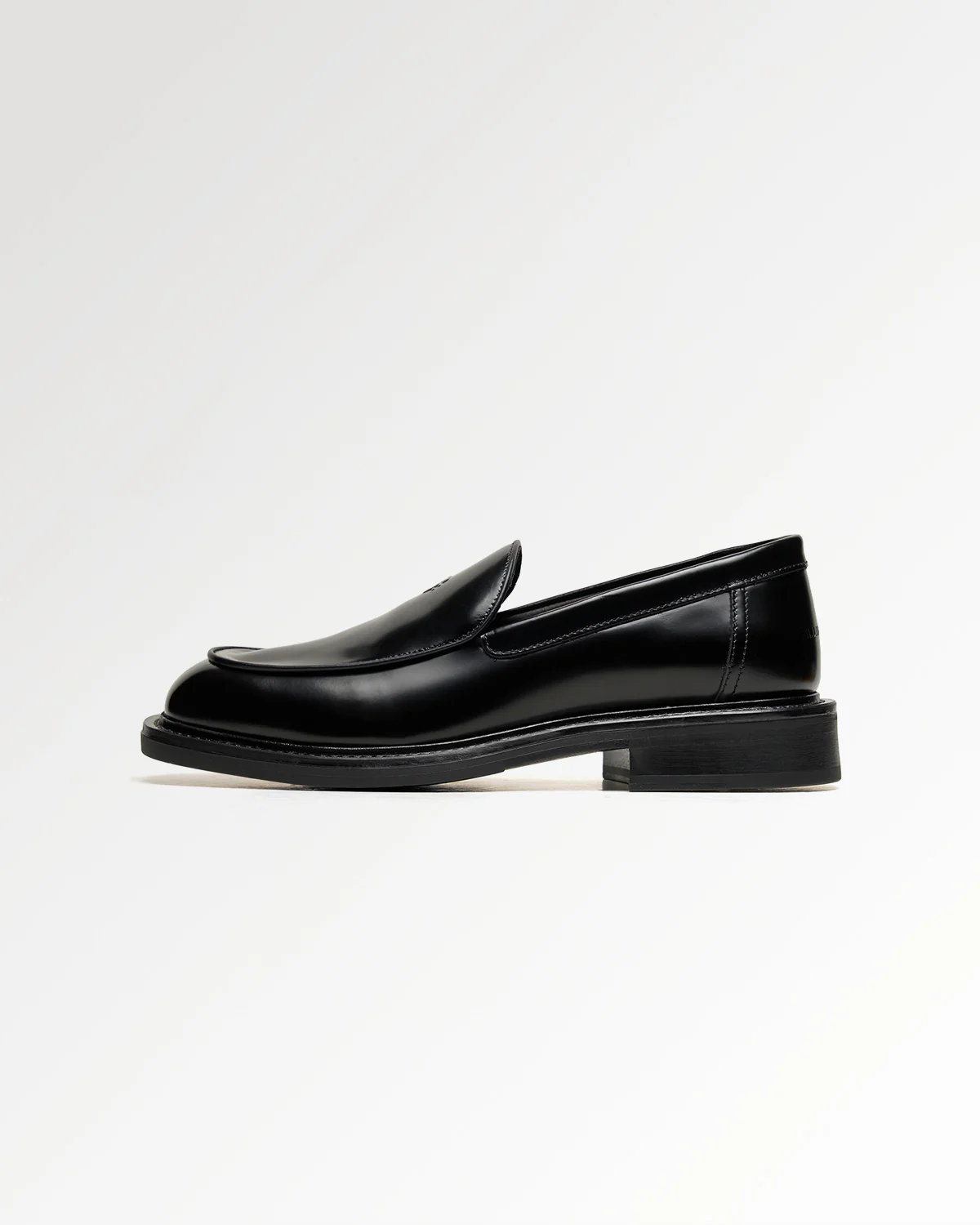 Square Loafer Polido Black