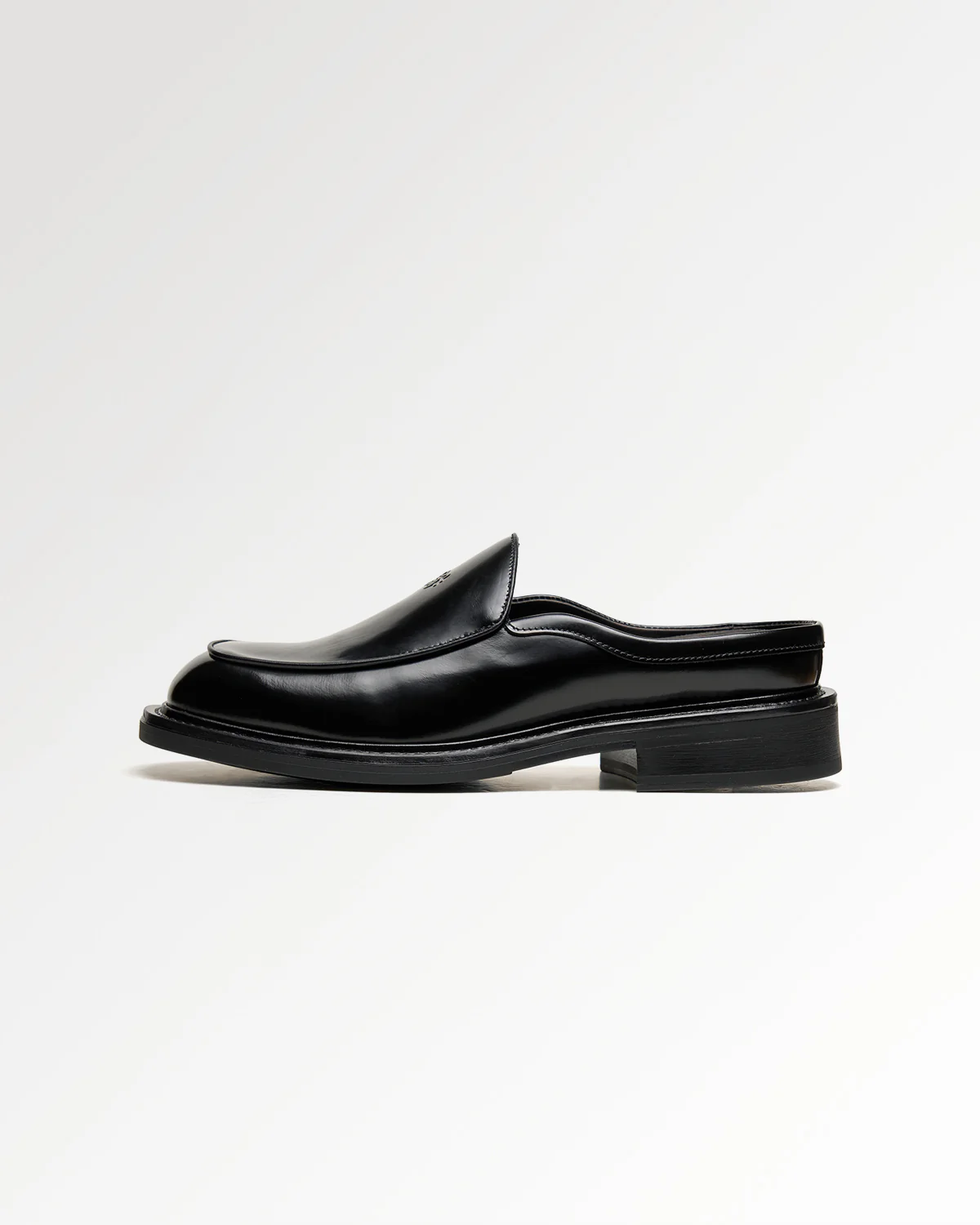 Square Mule Polido Black